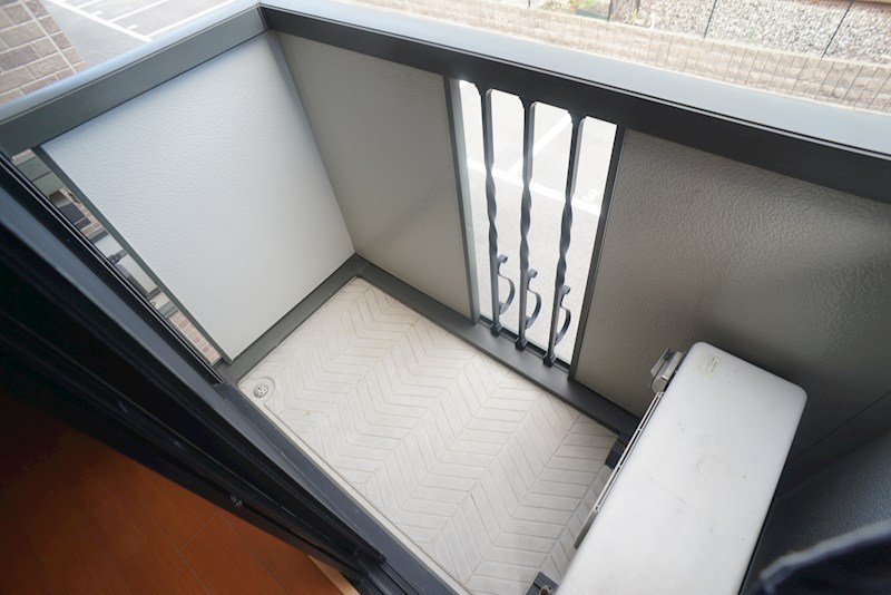 グランドゥール西大寺 ベランダ