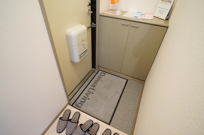 カサベルテＢ 玄関