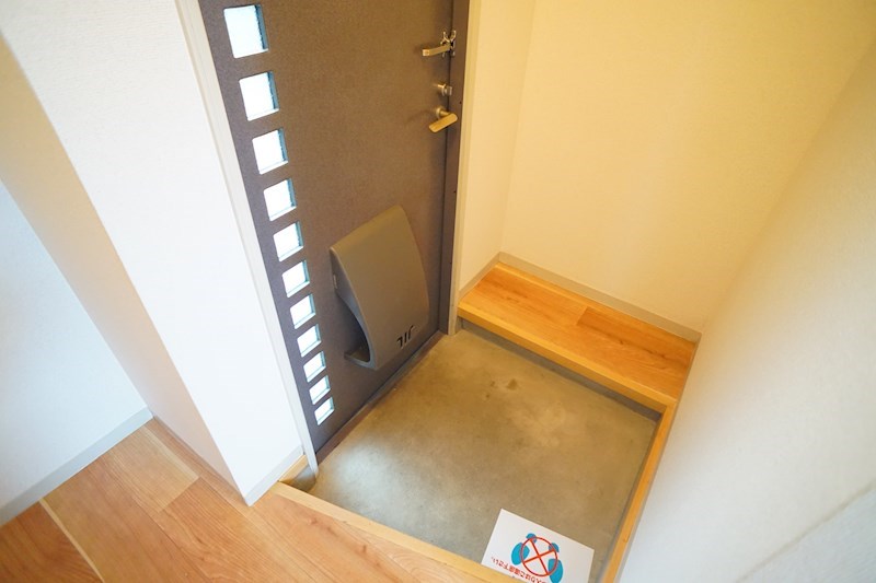 ハイツ池田Ｆ棟 玄関