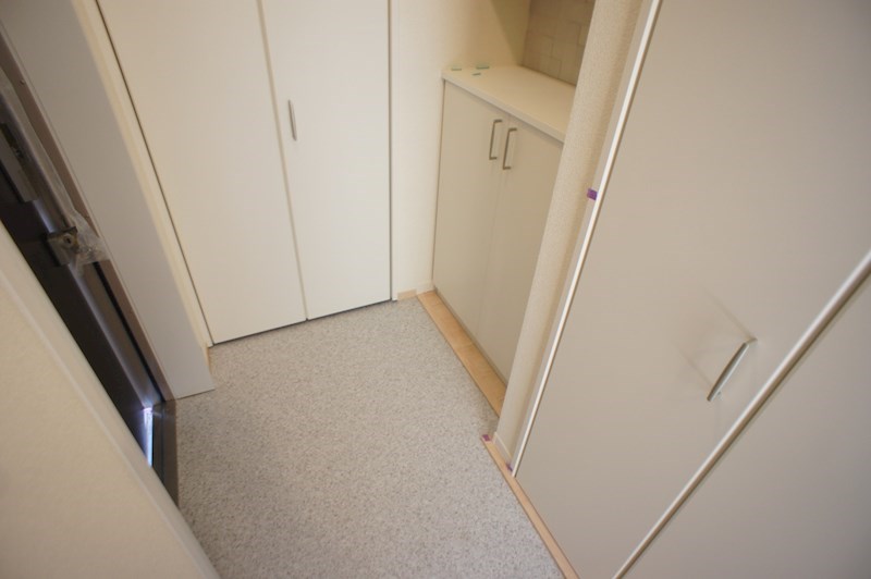 ヒルサイドテラス 玄関