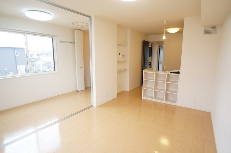 ミランジュエル リビング