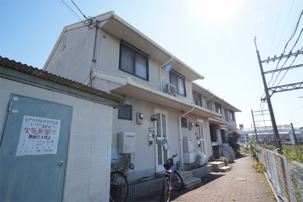 メゾンレックス 106号室 外観