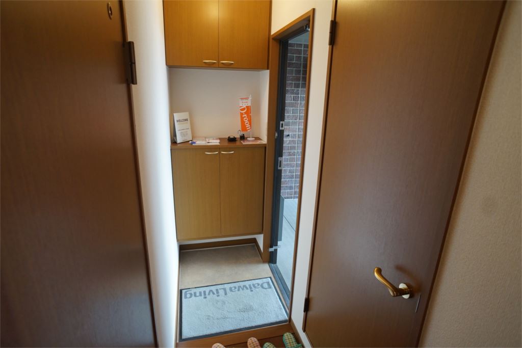 ルミエール南生駒Ⅲ 玄関