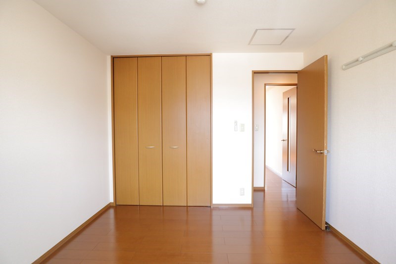 ルミエール南生駒Ⅲ ベッドルーム