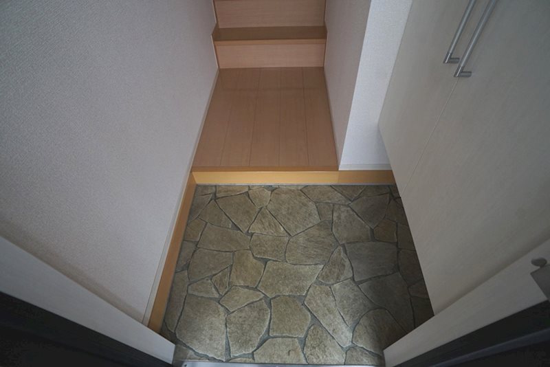 エミネンスコート 玄関