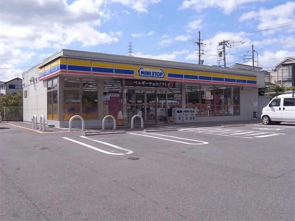 リビングタウン南生駒Ａ棟 周辺画像2