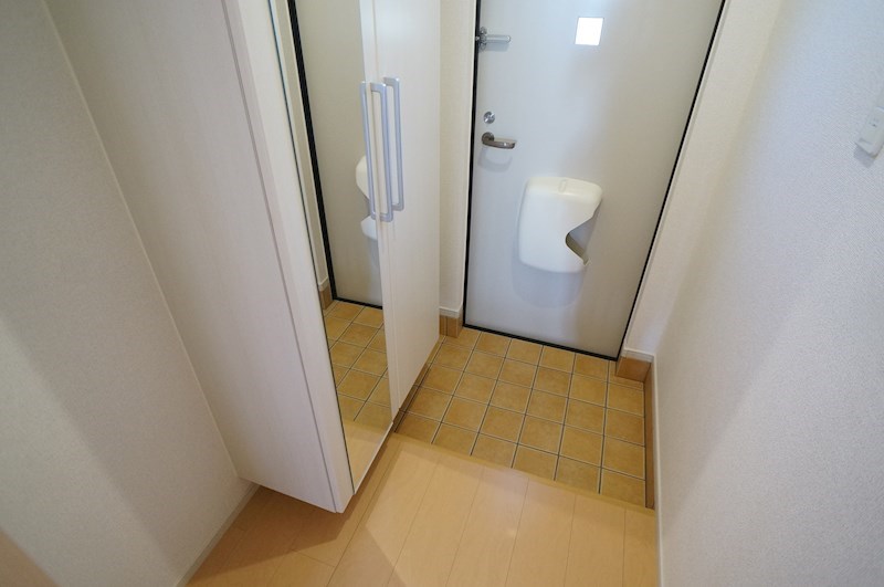 カーサ・エスペランサⅡ 玄関