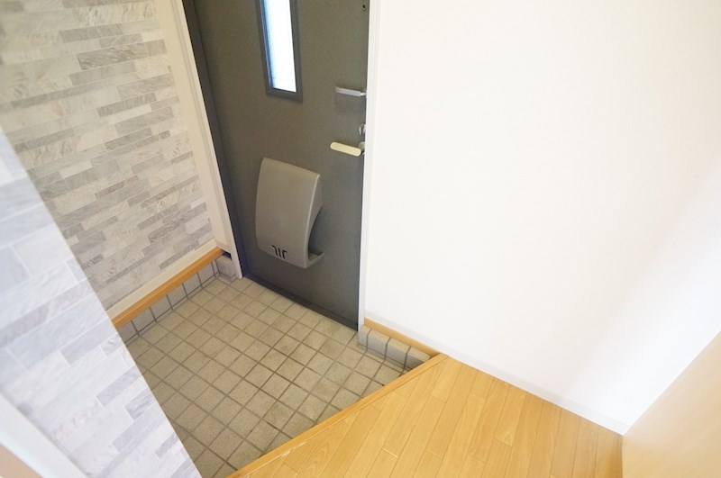 エルドラード五位堂Ｂ 玄関