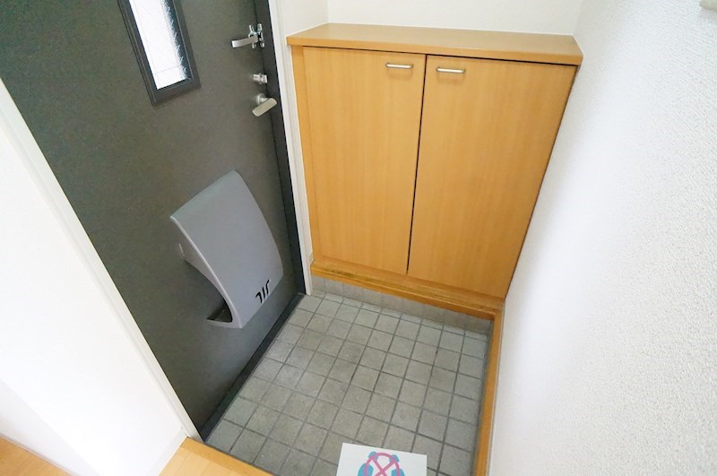 エルドラード五位堂Ｃ 玄関