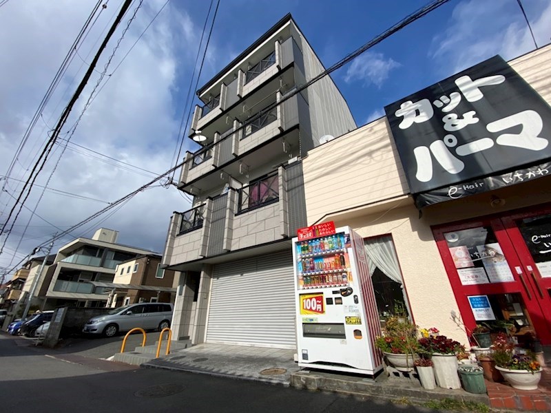 ＳＫＹマンション 201号室 外観