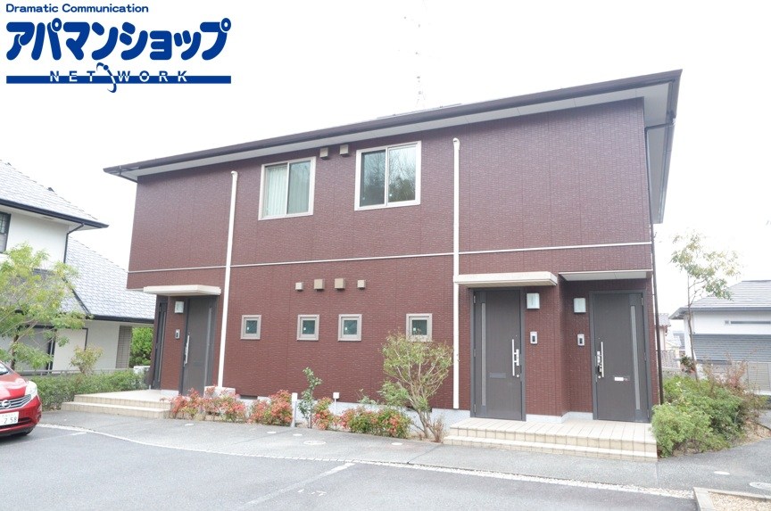ホワイトガーデン B202号室 外観