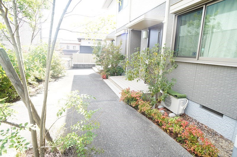 ホワイトガーデン その他外観5