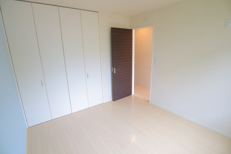 ホワイトガーデン ベッドルーム