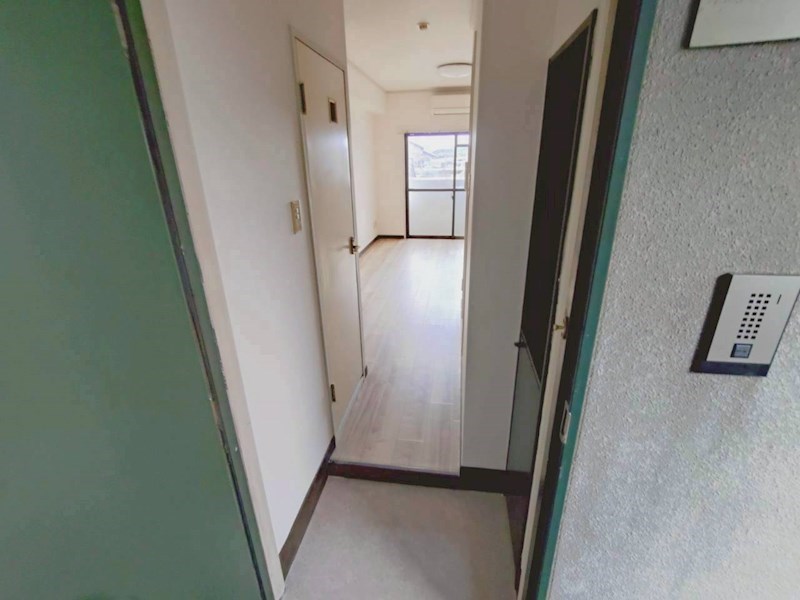 センチュリーアスカV 玄関