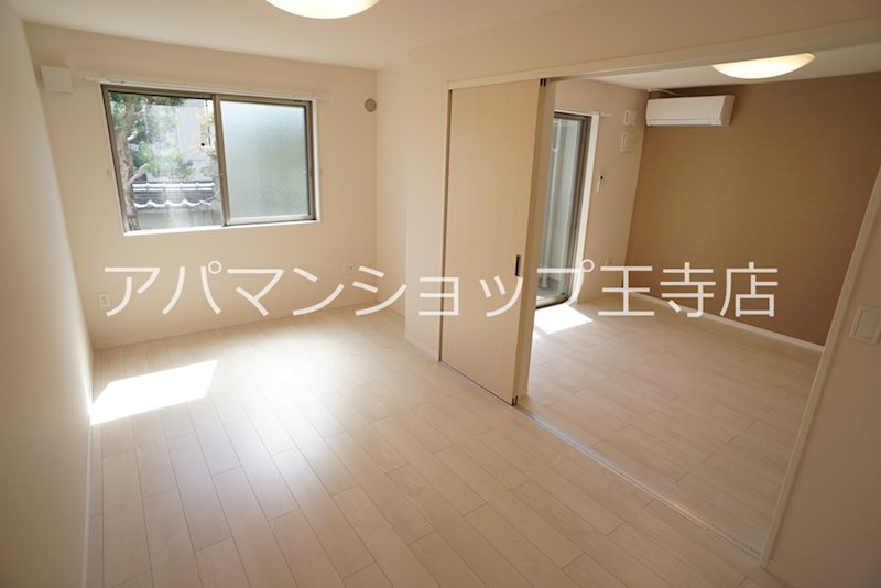 雅 ベッドルーム