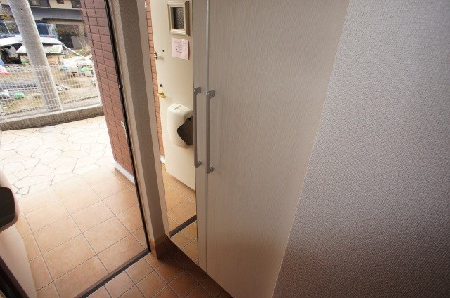 フローレンス その他15