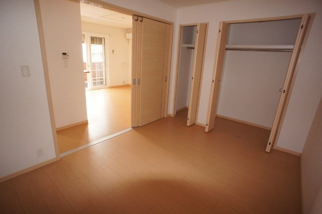 フローレンス ベッドルーム