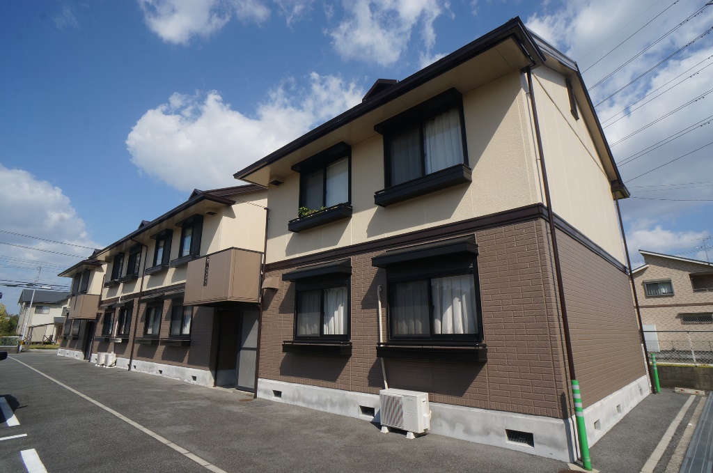 サニーホームズ池田 205号室 外観