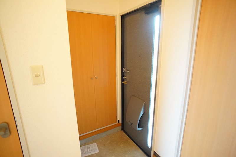 ドムール芝辻 玄関