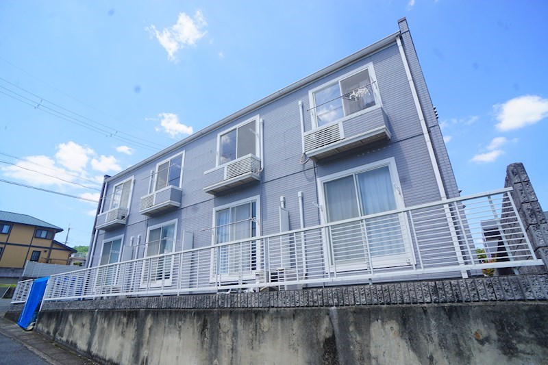 ド・リーデル 203号室 外観