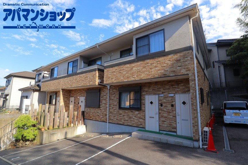 メゾン山の音 101号室 外観