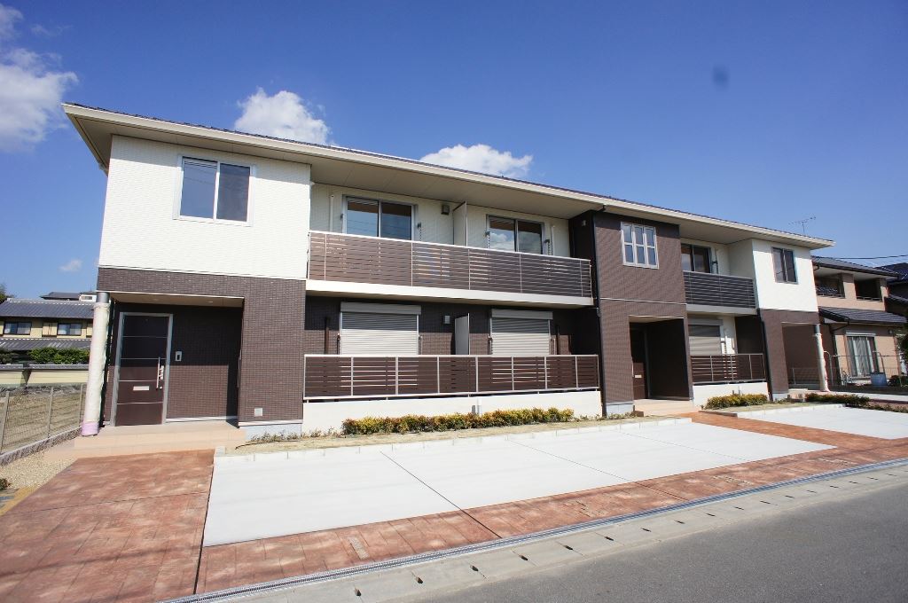 モン　レーヴ 102号室 外観