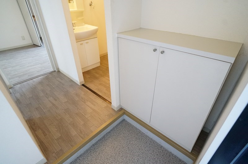 アルカディアみむろ 玄関