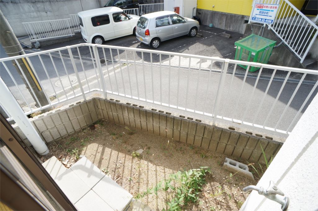 メゾンドフルール生駒壱番館 ベランダ