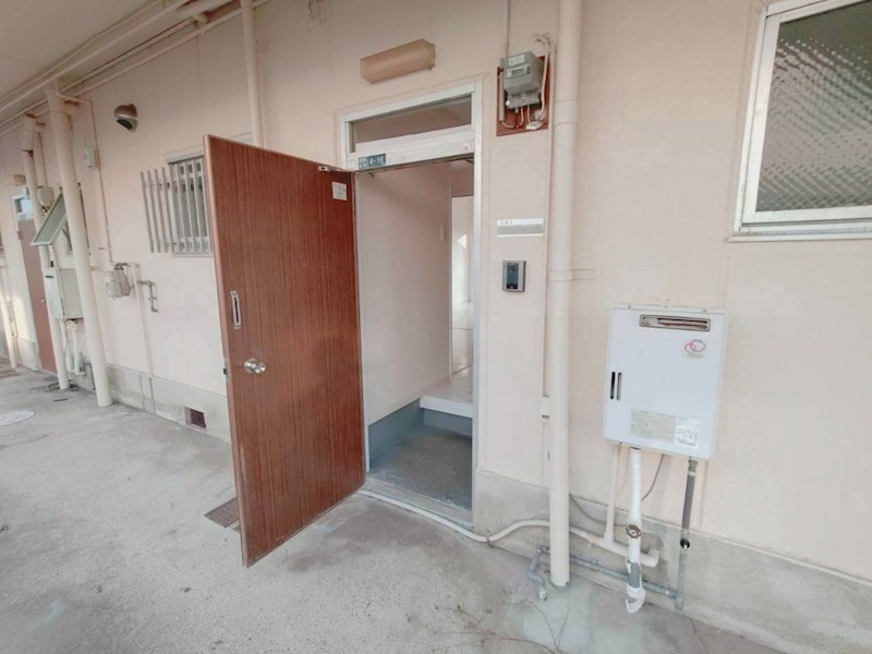 ツクモハイツ 玄関