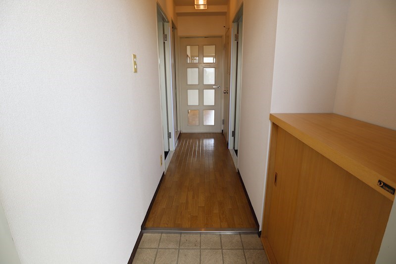 サニーコート西真美 玄関