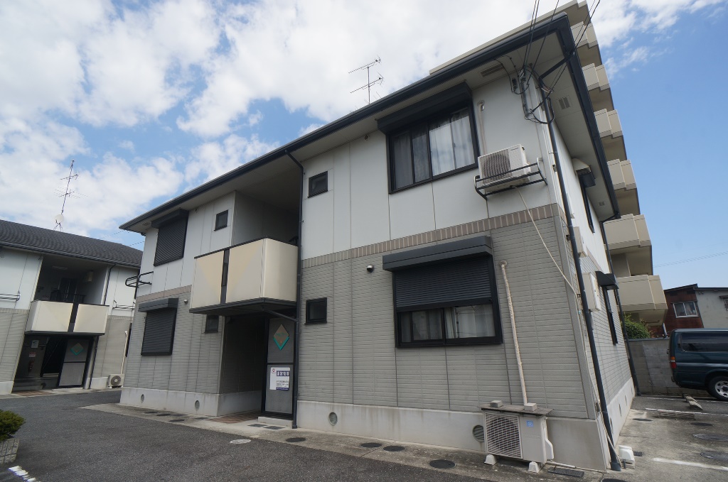 シャルムフルーレＡ棟 102号室 外観