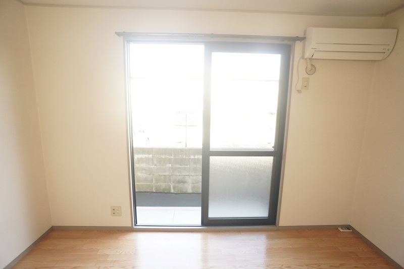 フローラ新大宮 リビング