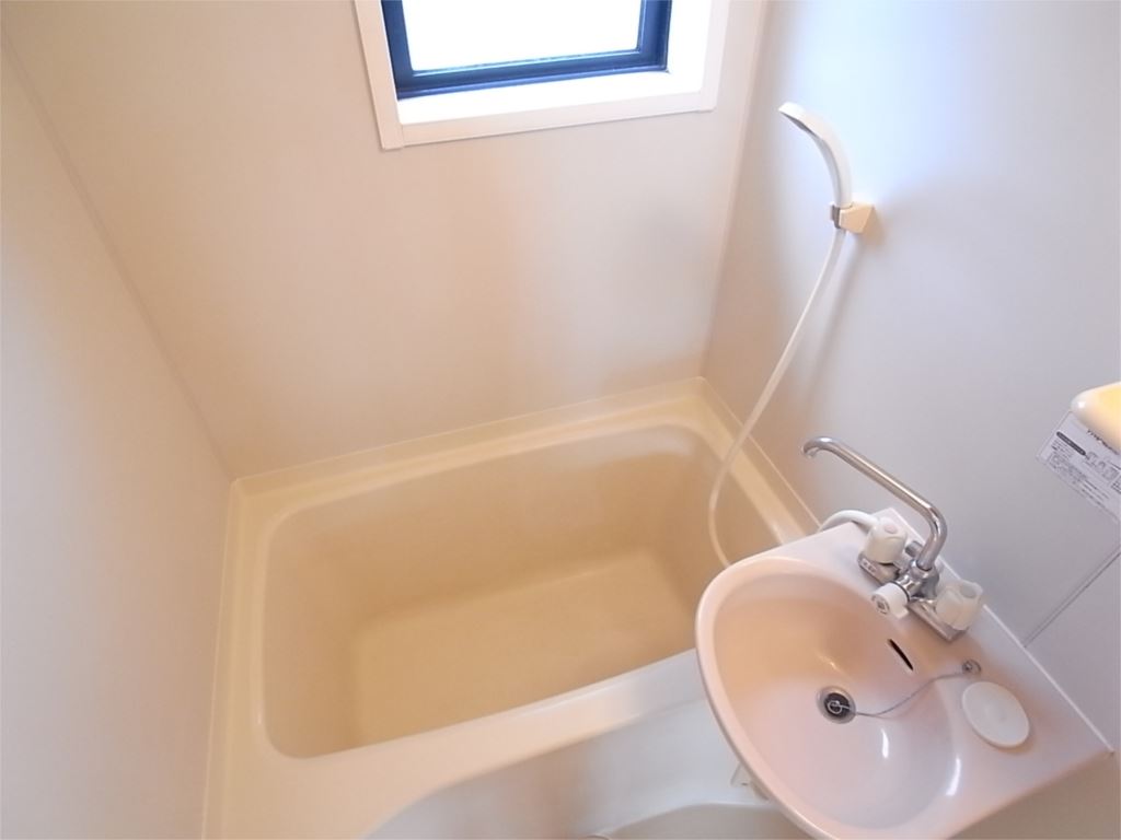 フローラ新大宮 風呂画像