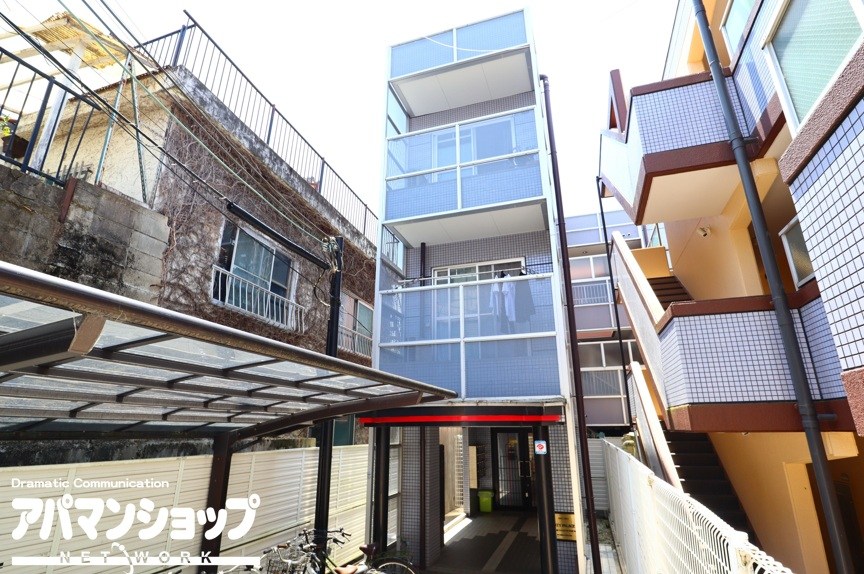 シティパレス生駒谷田町Ｐ6 102号室 外観