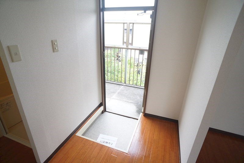 ハイツ久田 玄関