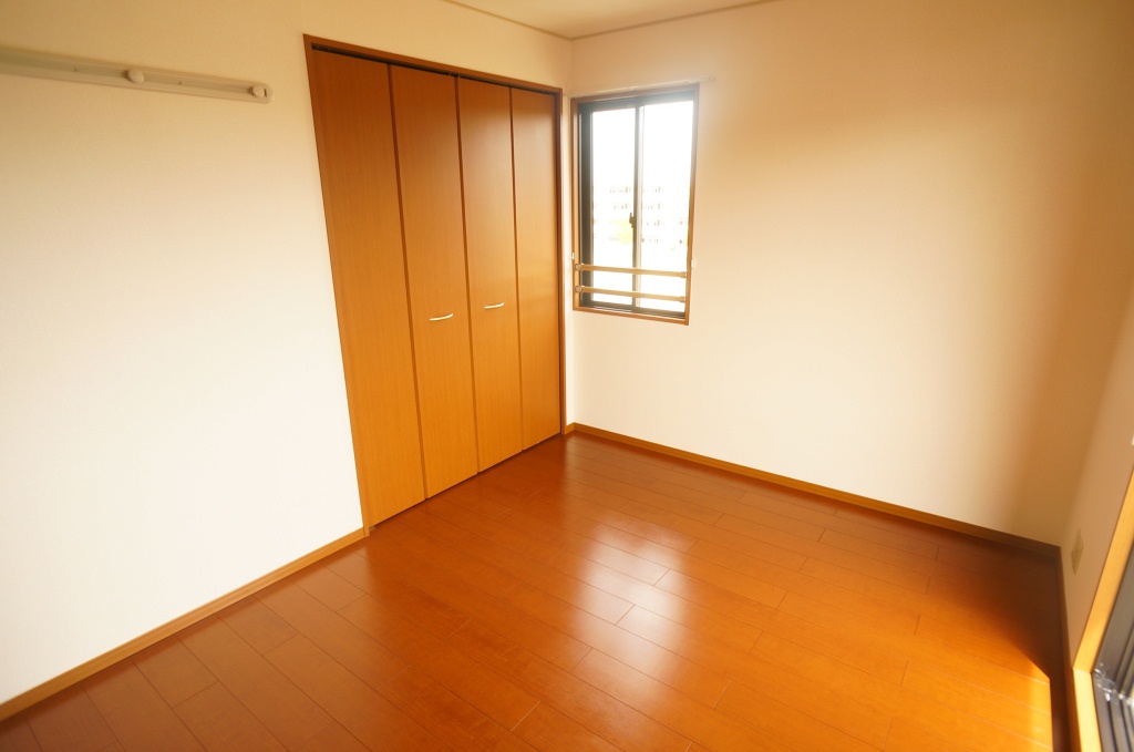 ベローチェ梅美台 ベッドルーム