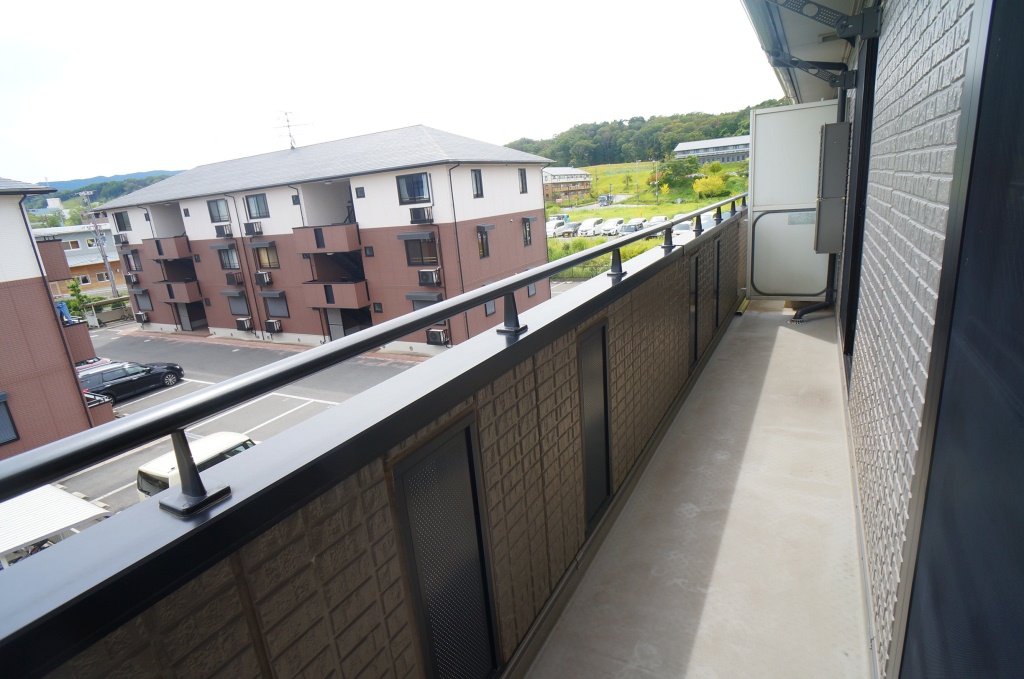ベローチェ梅美台 ベランダ