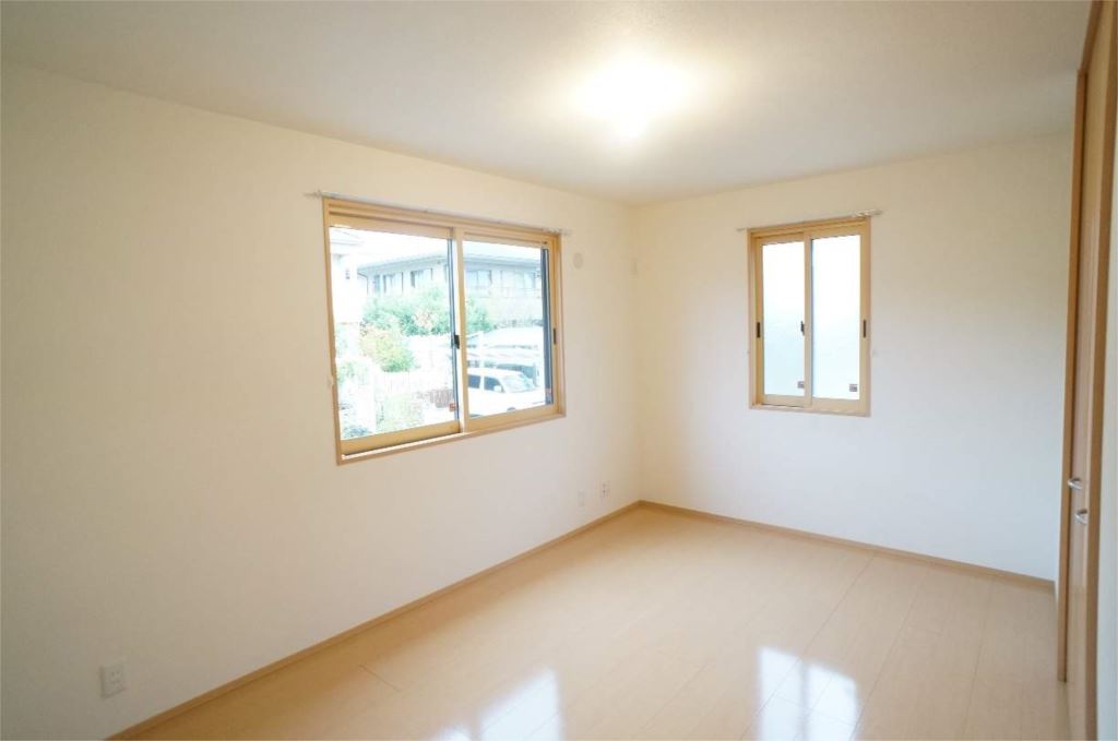 ロイヤルガーデンＥ棟 その他11