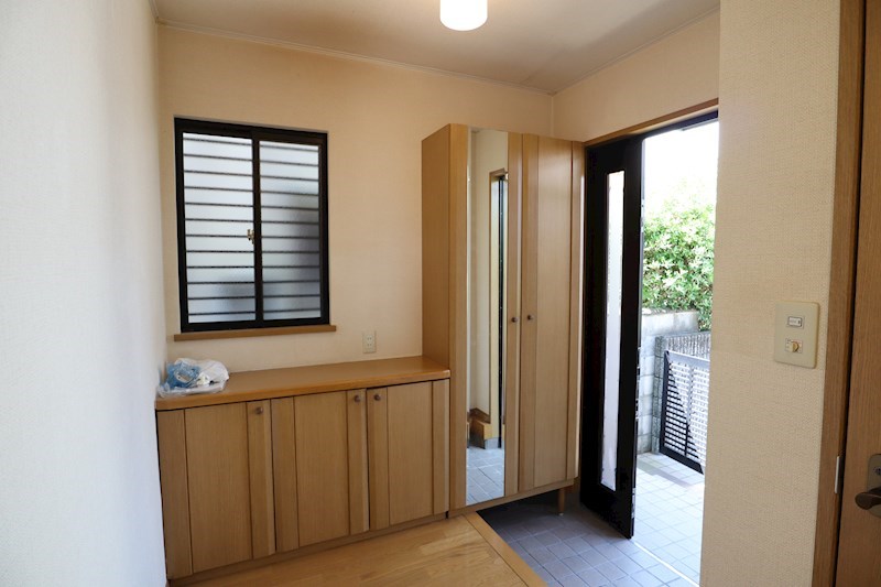俵口町戸建 玄関