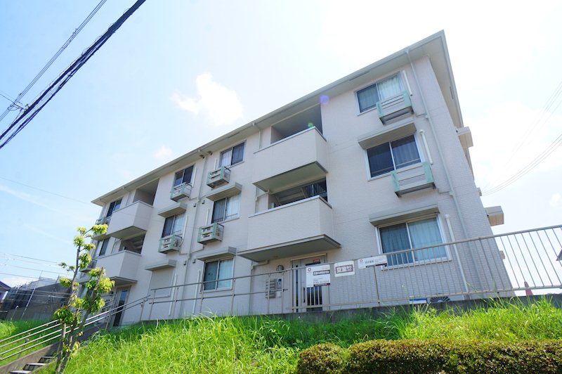 リビングタウン木津川　Ａ棟 203号室 外観