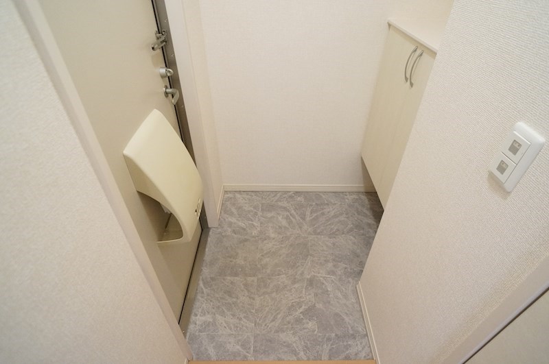 カルチェ赤坂Ａ棟 玄関