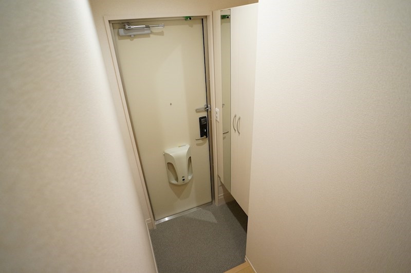 セントレジス八尾 玄関