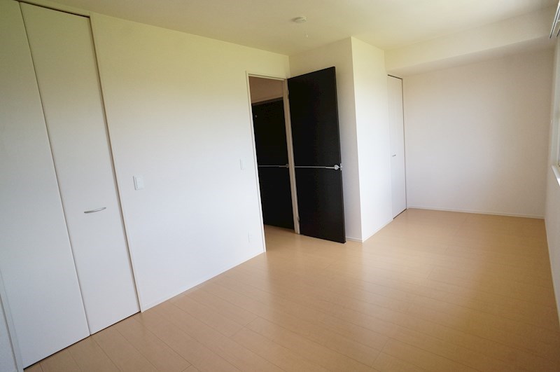 セントレジス八尾 ベッドルーム