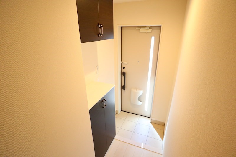 Ｌｉｖｒｅ東生駒 玄関