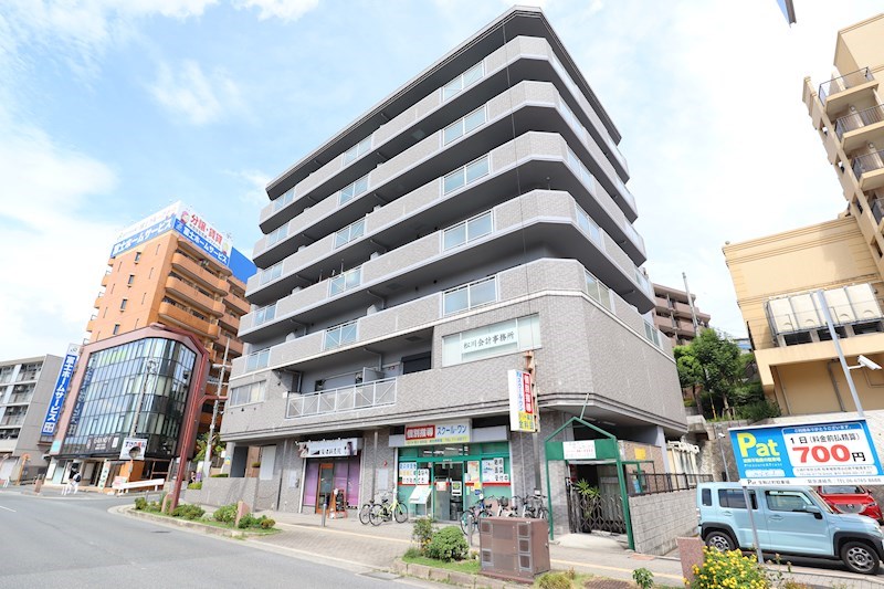 パストラール東生駒 702号室 外観