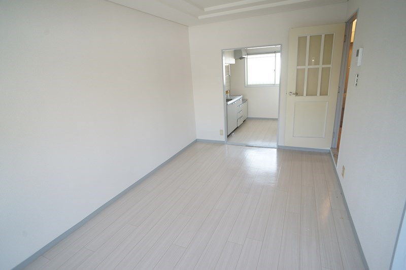 サンシャイン橿原 リビング