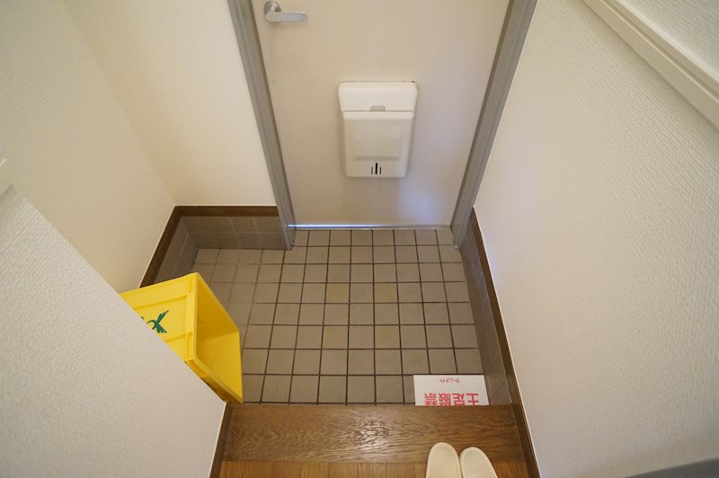 サンシャイン橿原 玄関