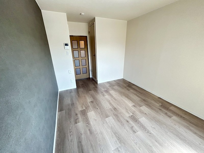 ロイヤルクリヨン リビング