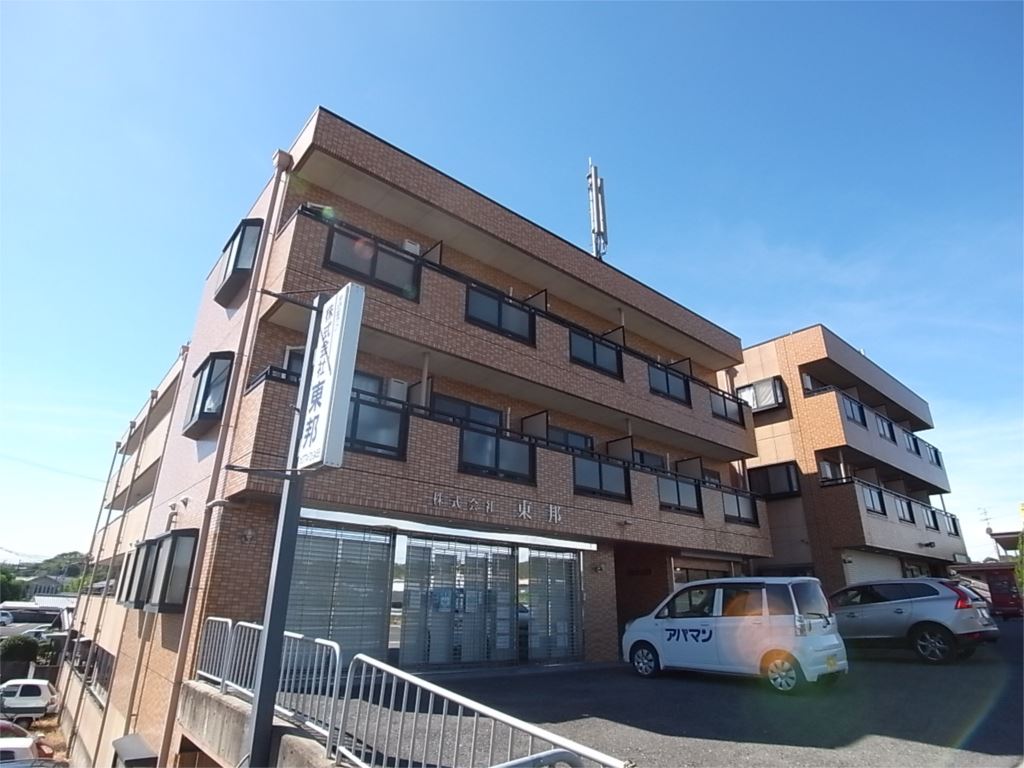 ロイヤルクリヨン 105号室 外観