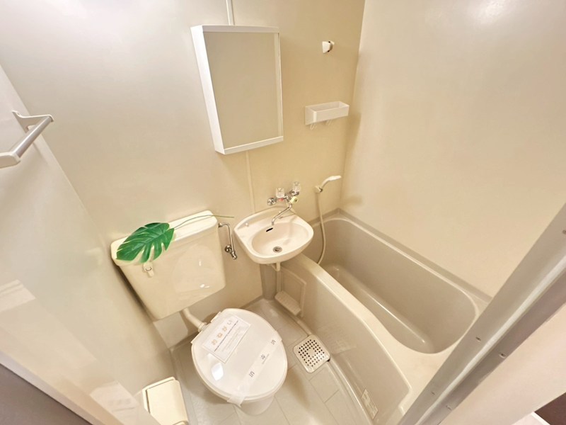 シャトー・ドゥ・クリヨン その他17